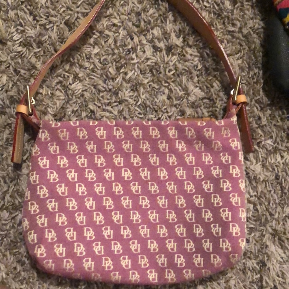 Dooney & Bourke